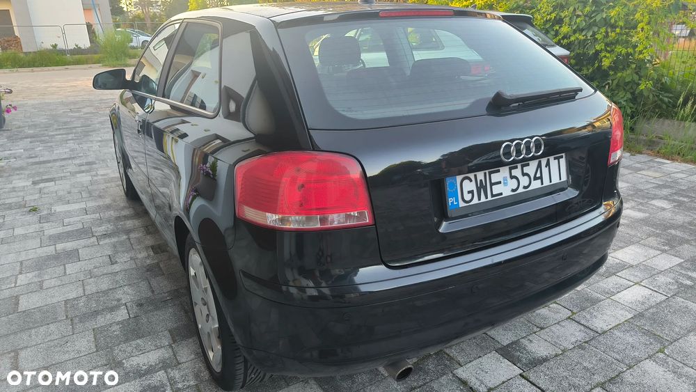 Audi A3 3-drzwiowe 1.6 Ambiente - 3