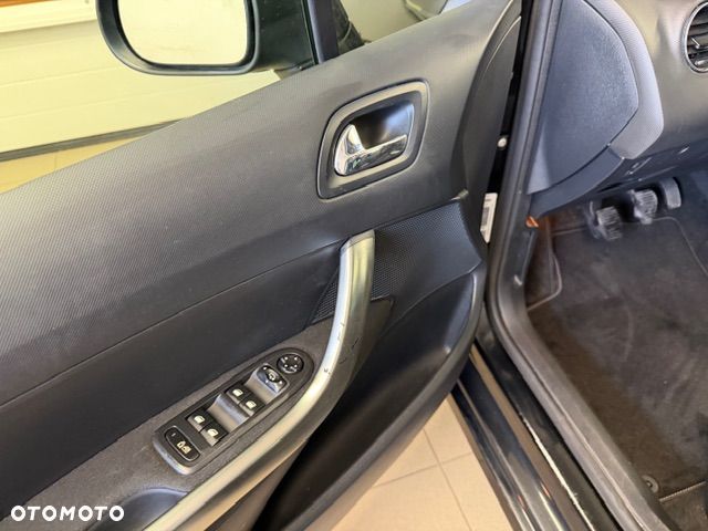 Peugeot 308 1.6 Premium - 19