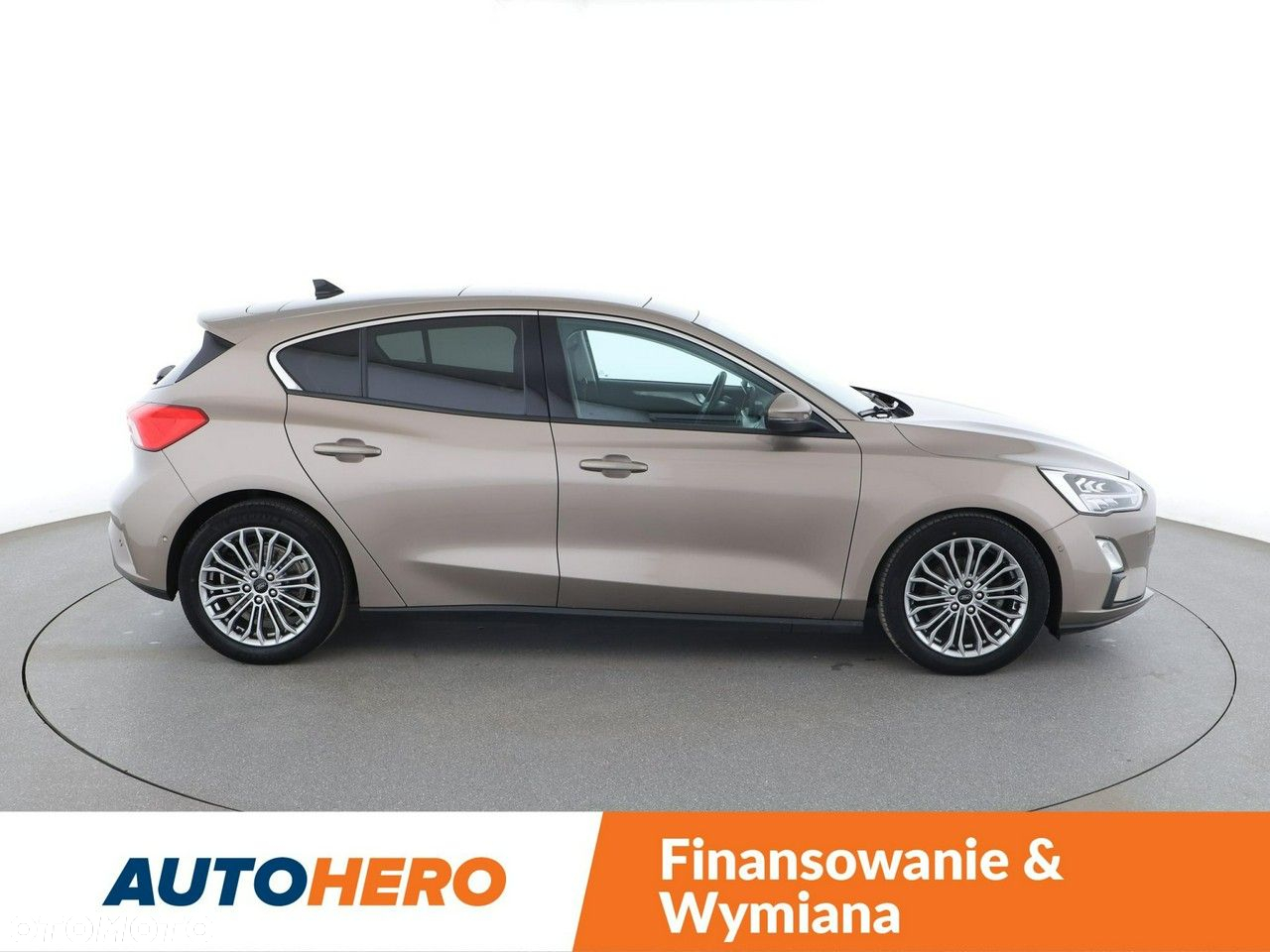 Ford Focus 1.5 EcoBlue Start-Stopp-System TITANIUM - 9
