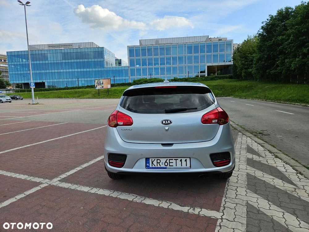 Kia Ceed 1.6 GDI L Business Line - 25