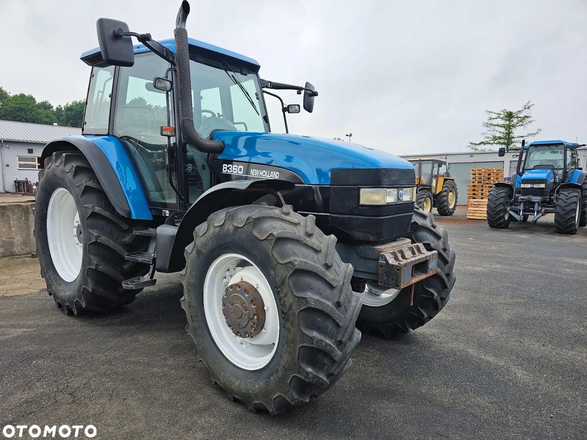 New Holland 8360 - 1