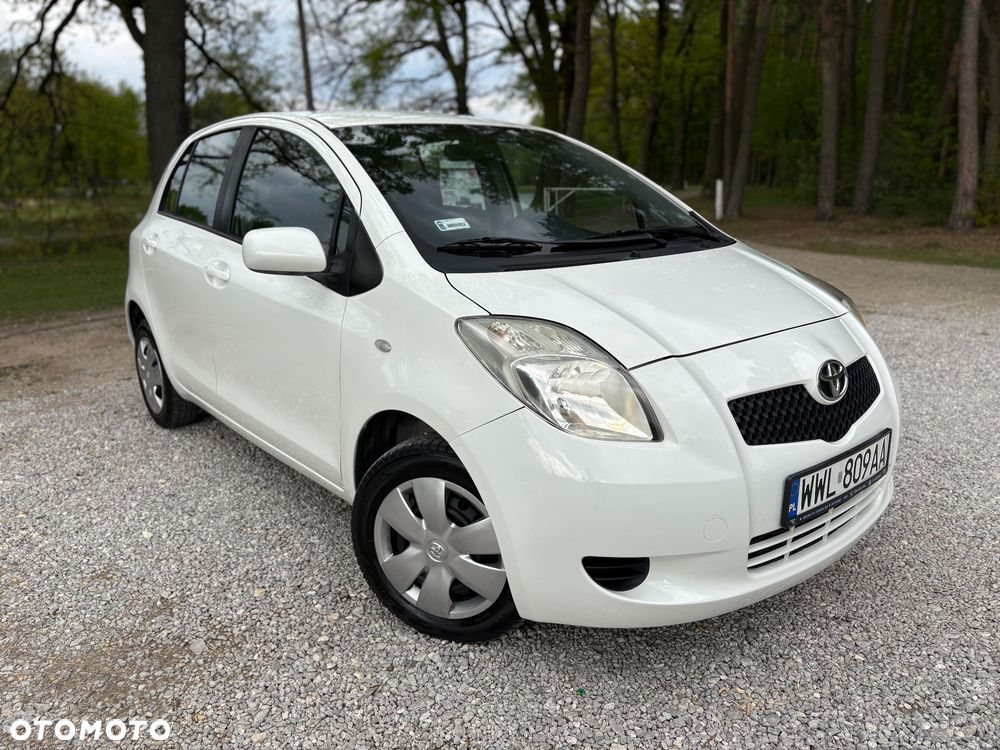 Toyota Yaris 1.0 Luna A/C - 1
