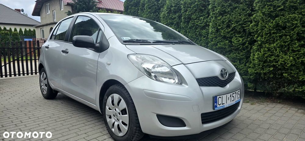 Toyota Yaris 1.33 Luna - 2