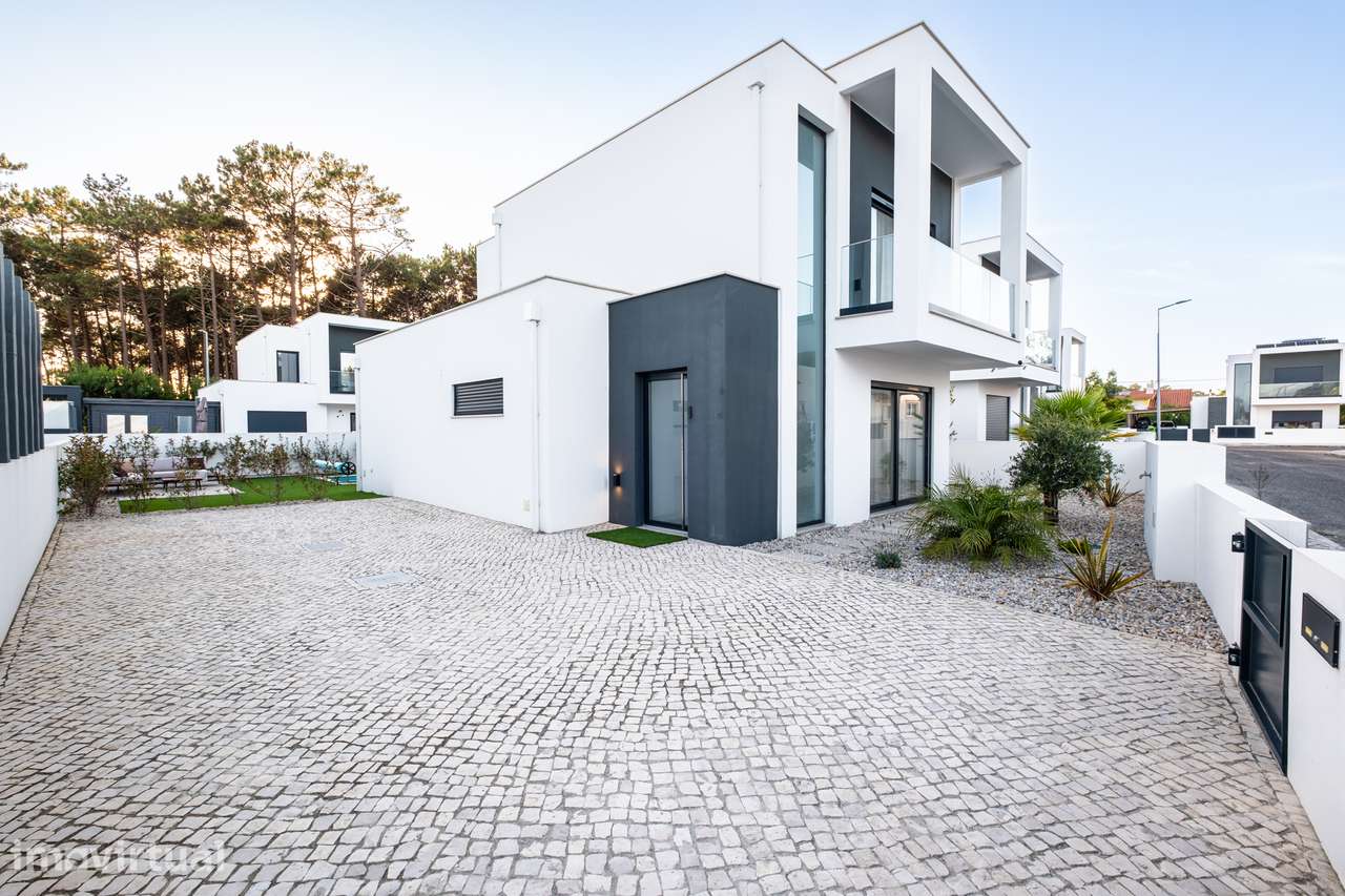 Moradia NOVA de luxo em Pataias|Piscina privada|Jardim|Licença AL - Grande imagem: 5/38