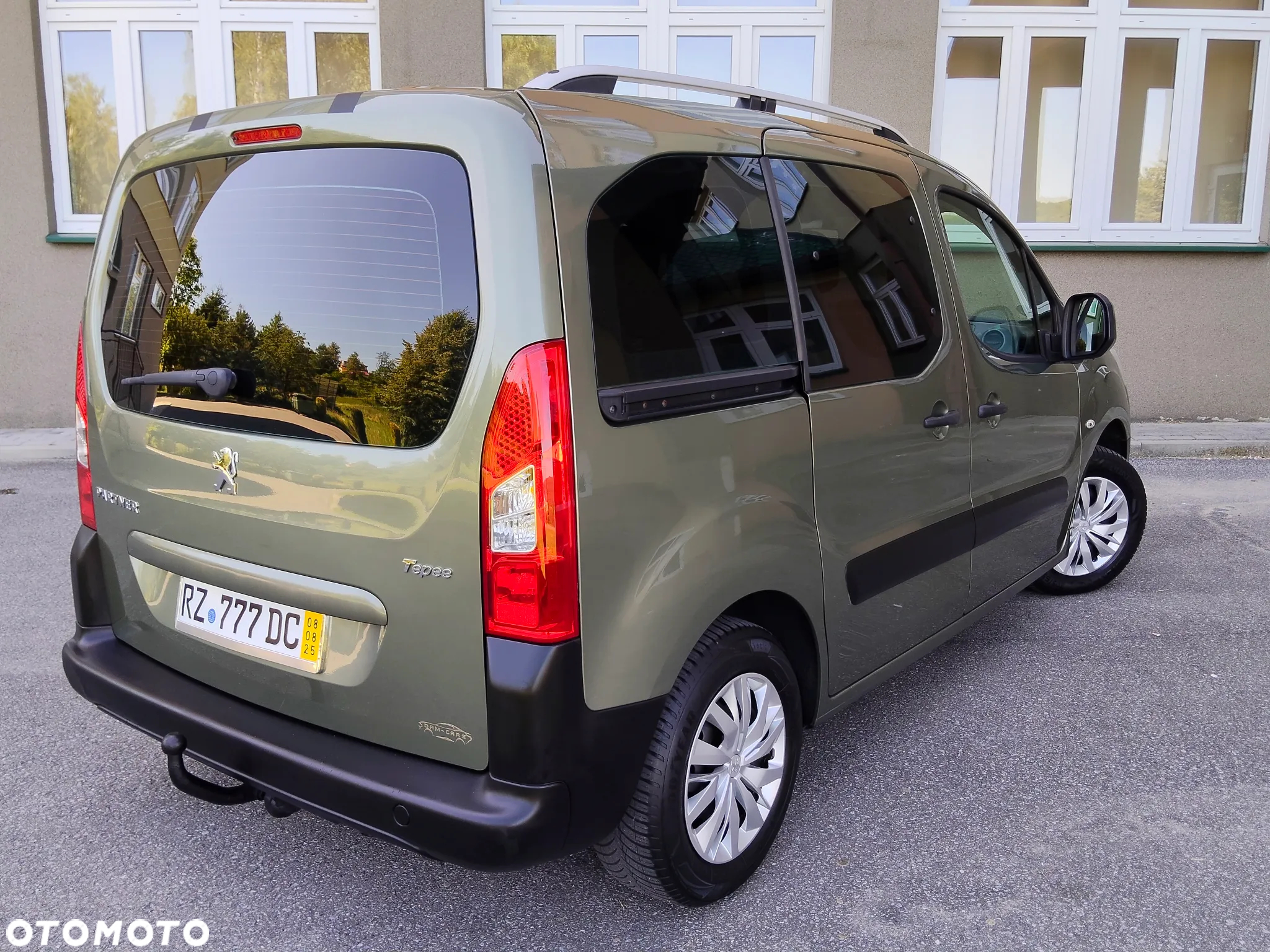 Peugeot Partner Tepee 90 Family - 16