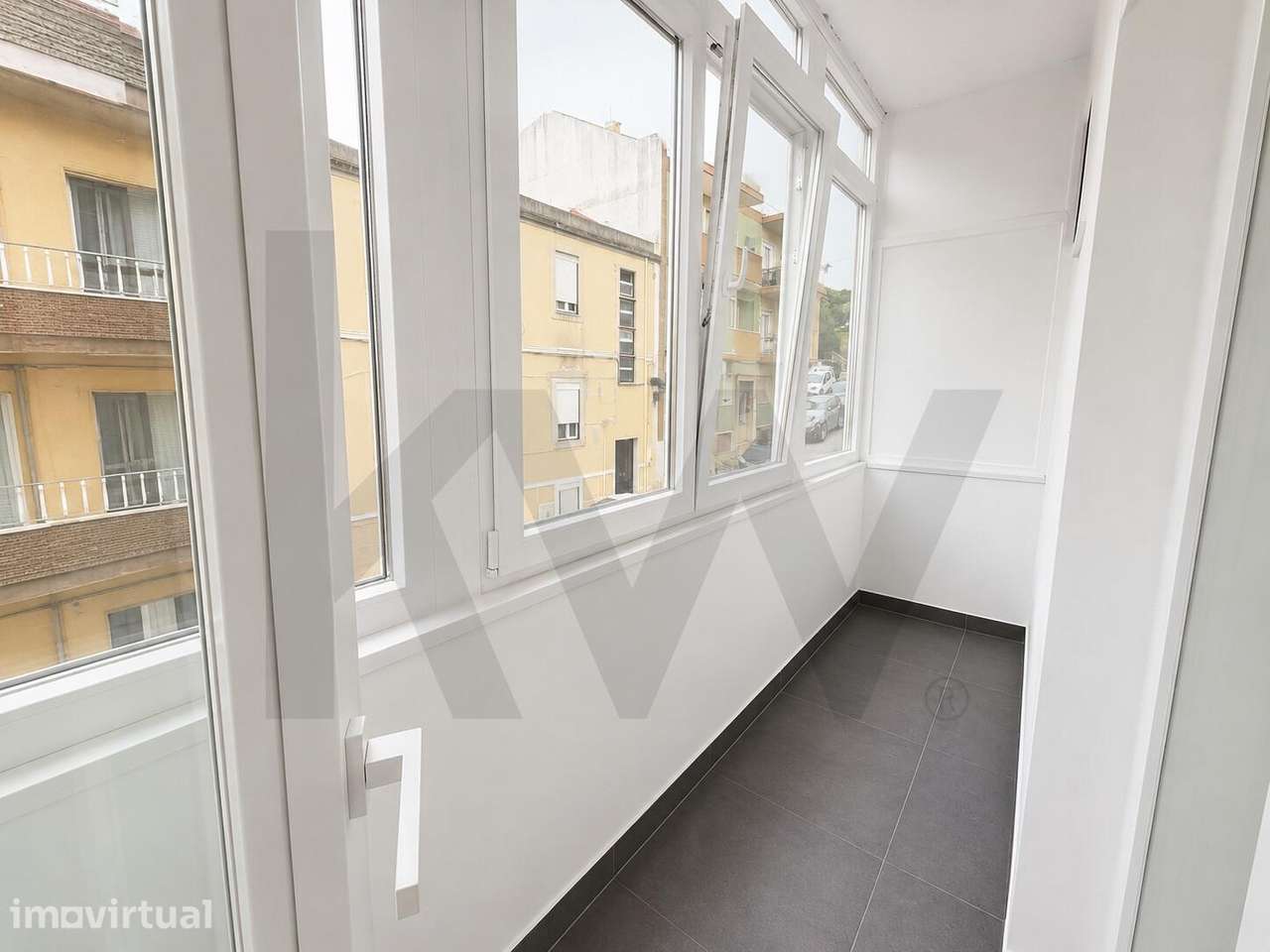 Apartamento T1 em Algés - Grande imagem: 5/7