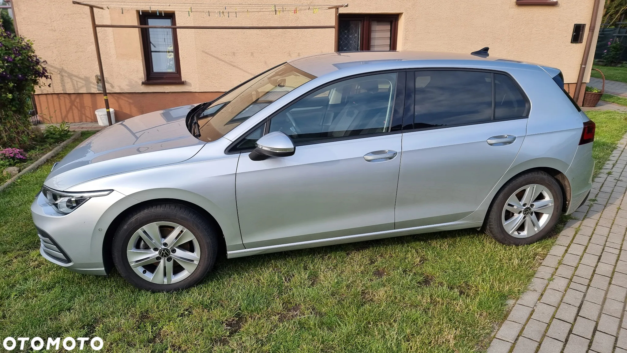 Volkswagen Golf VIII 1.5 TSI EVO Life - 3