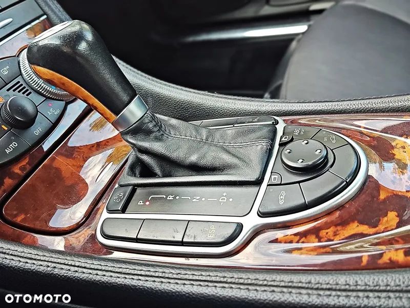 Mercedes-Benz SL - 11