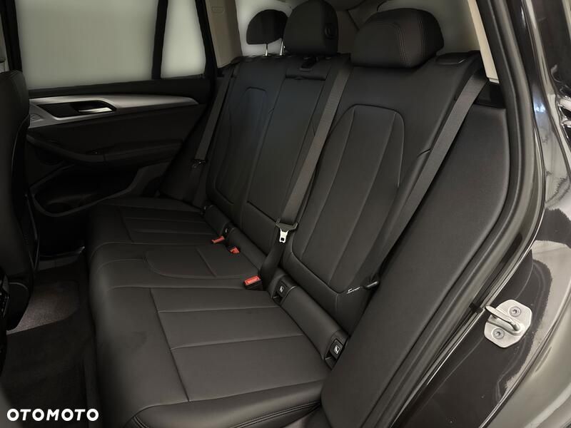 BMW X3 xDrive20i GPF - 20