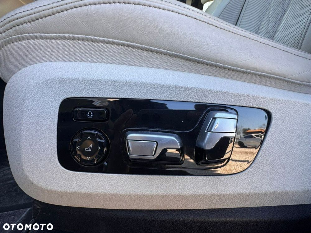 BMW X7 - 17