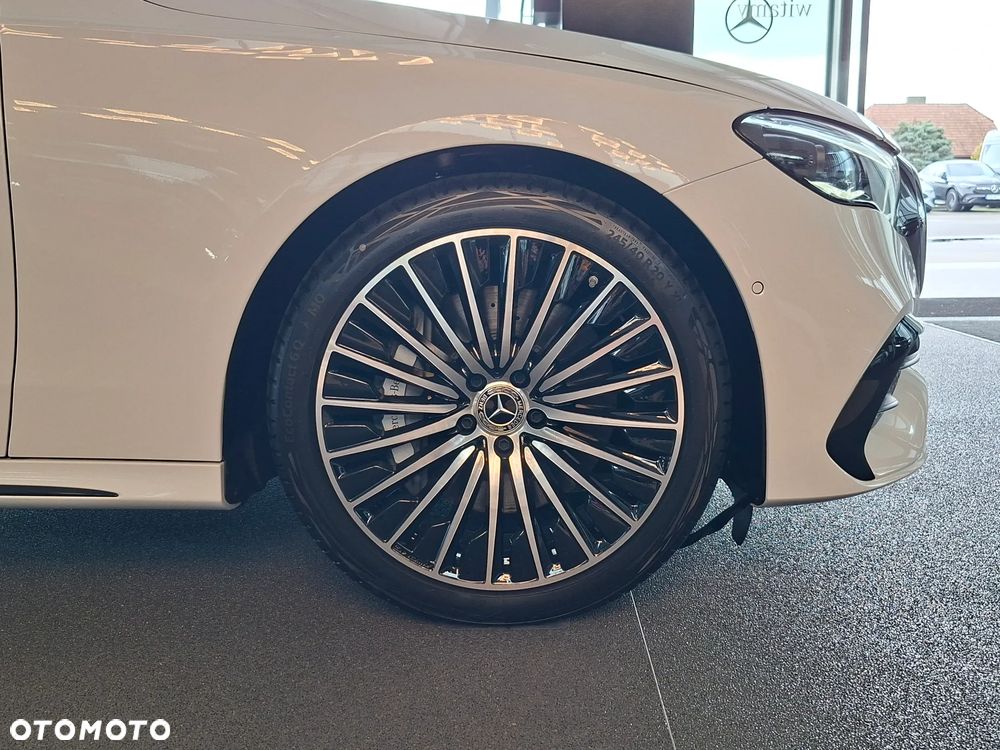 Mercedes-Benz Klasa E 220 d mHEV 4-Matic AMG 9G-Tronic - 12