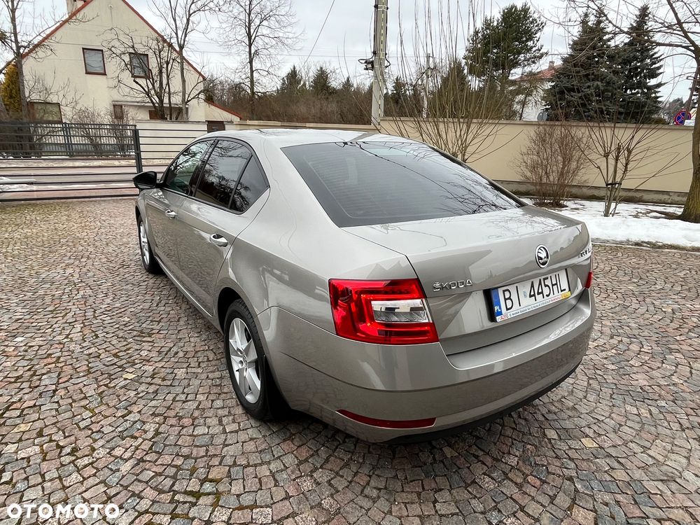 Skoda Octavia 1.4 TSI Ambition - 13
