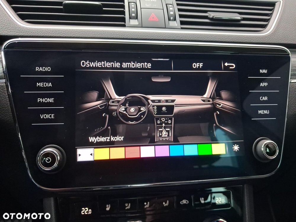 Skoda Superb 2.0 TDI SCR Style DSG - 28