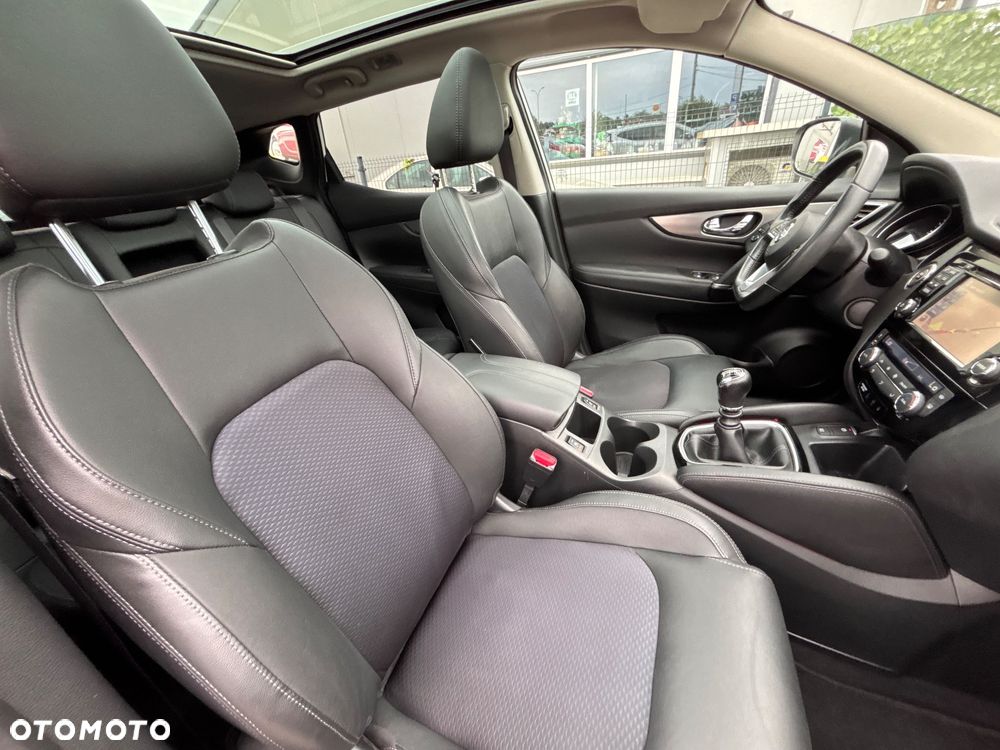 Nissan Qashqai 1.6 DCi Tekna - 23