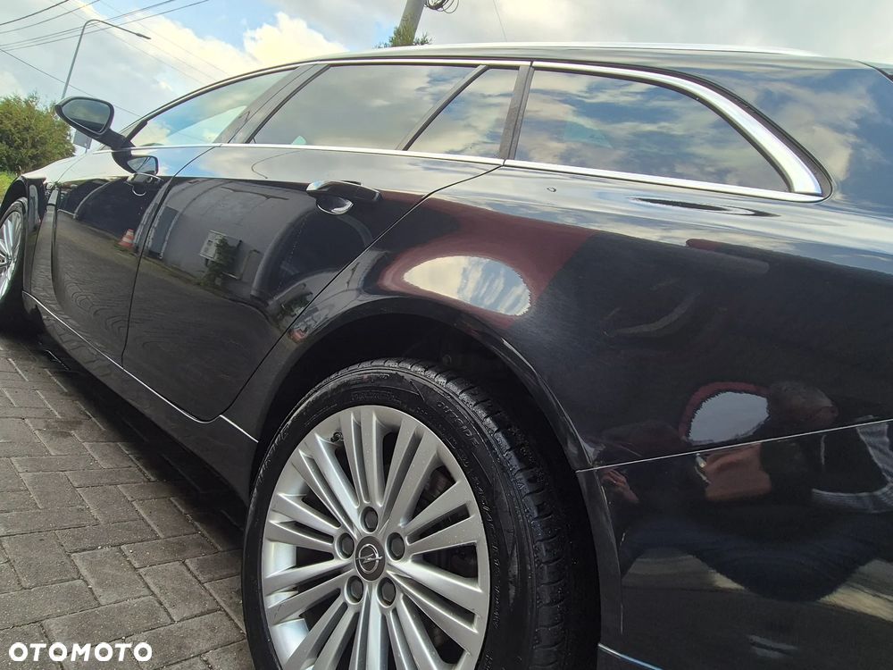 Opel Insignia 2.0 T Cosmo 4x4 S&S - 24