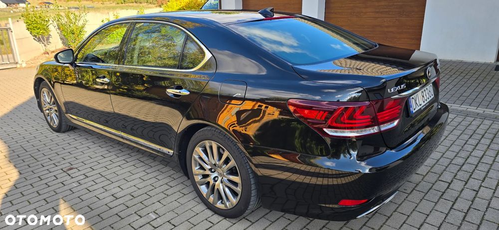 Lexus LS - 6
