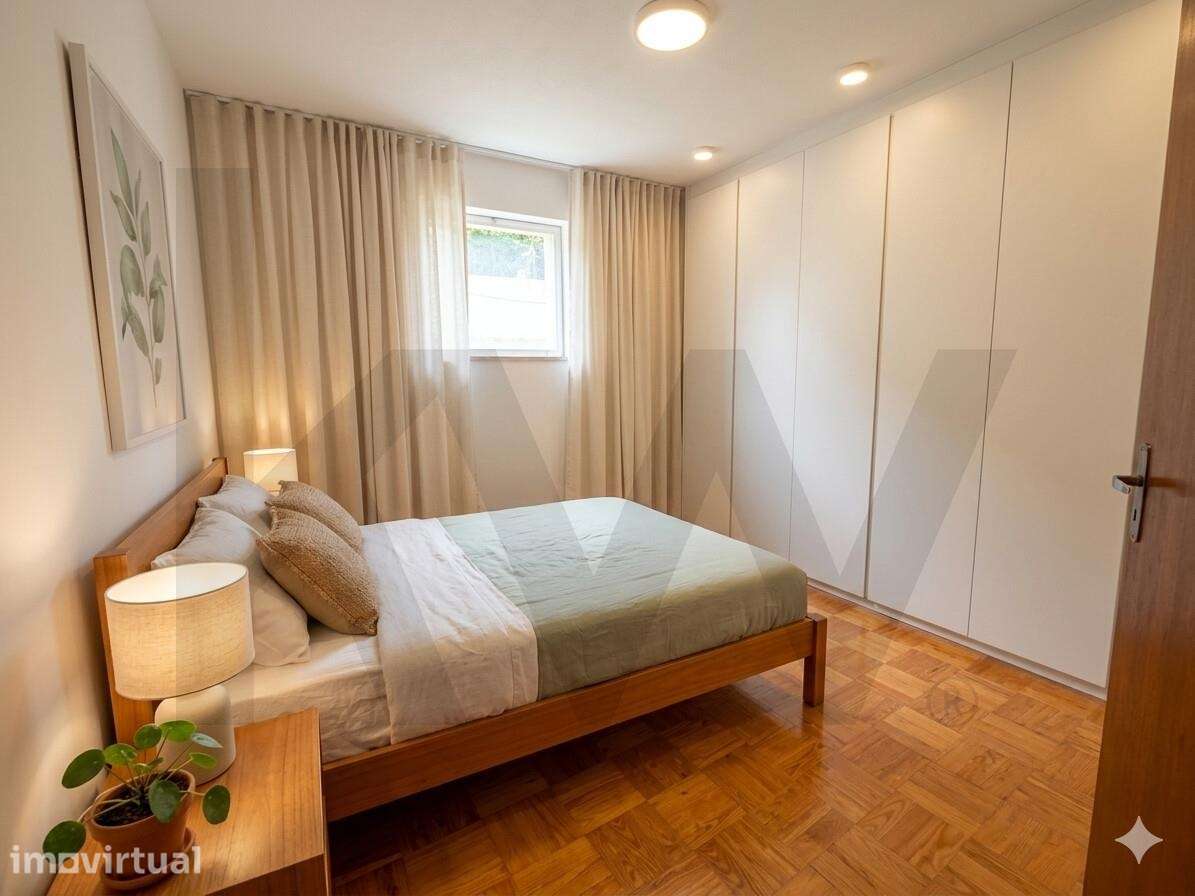 Escritório no 1º andar - possível de ser transformado em habitação - Grande imagem: 3/10