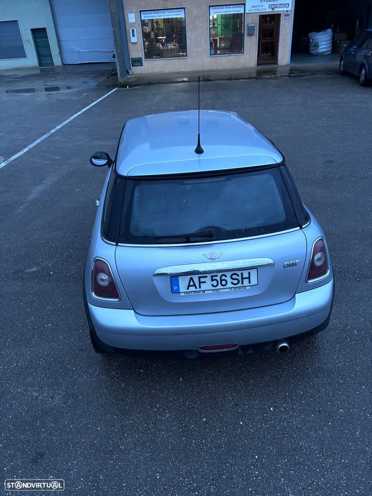 MINI 3 Portas One - 13