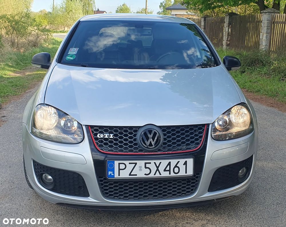 Volkswagen Golf - 17