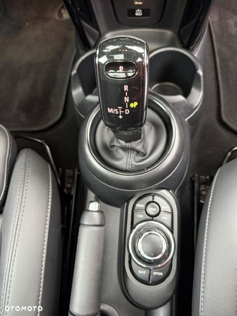 MINI Cooper Multitone Edition - 18