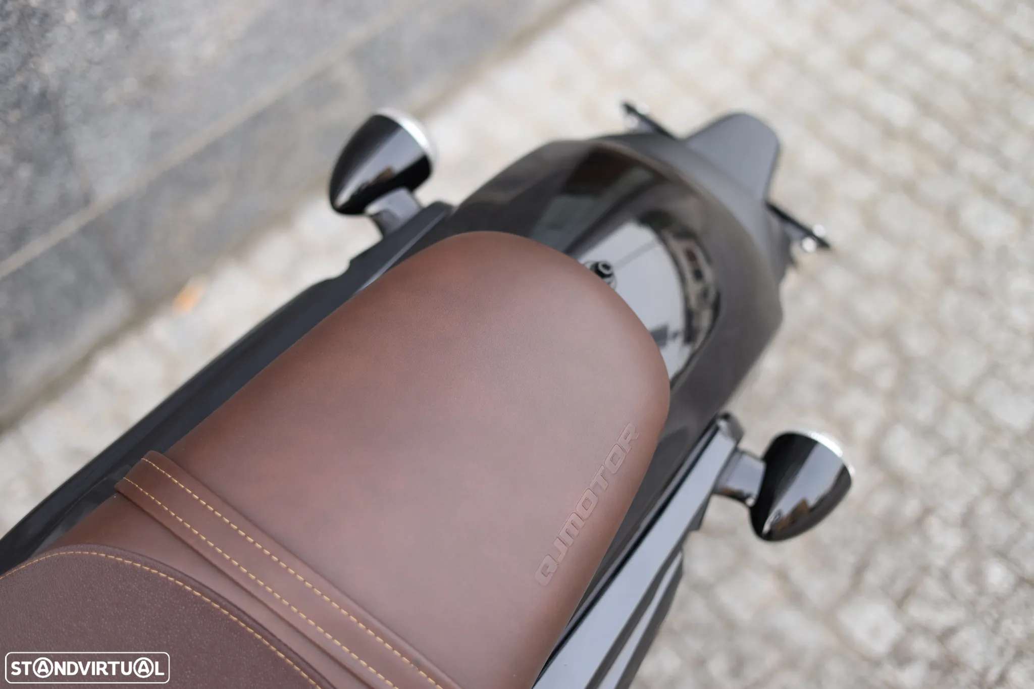 QJ Motor SRV 125 Carta de Carro - 11