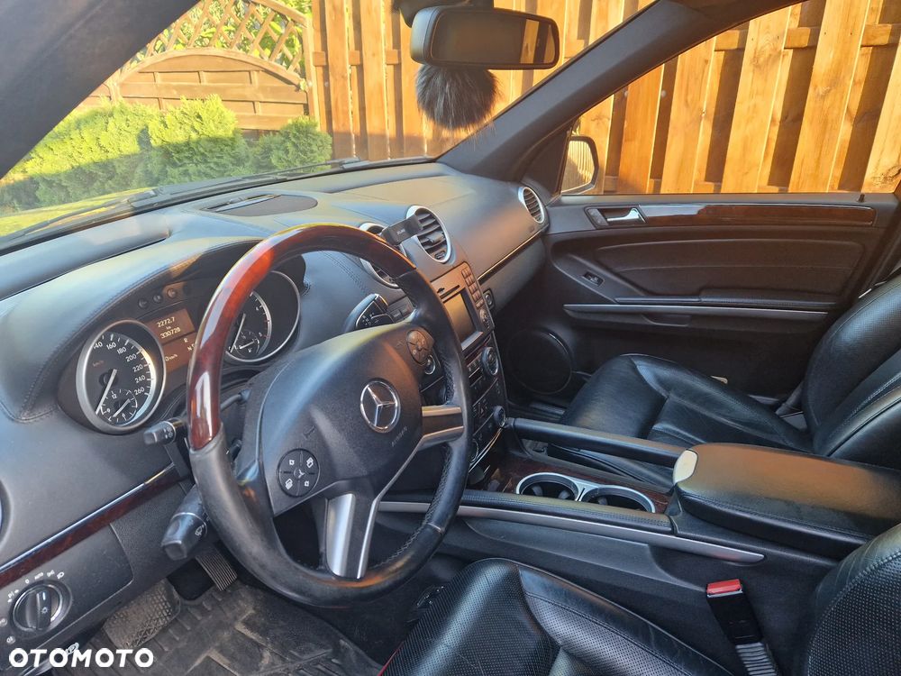 Mercedes-Benz GL 450 CDI - 16