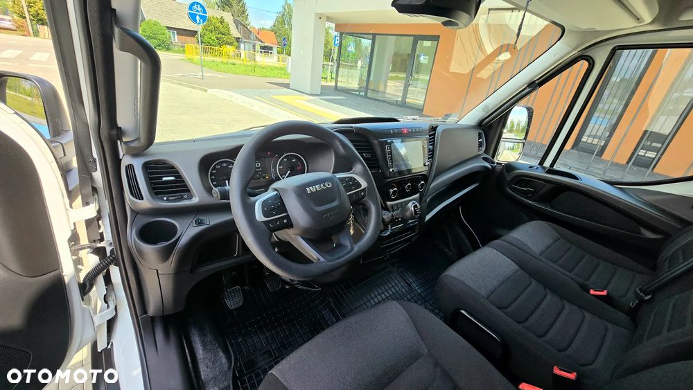 Iveco ❗️❗️DAILY 3.0 180Km 50C18 JAK NOWY ❗️❗️NOWY MODEL / ZABUDOWA 8 PALET DPR / CHŁODNIA MROŹNIA -32 +32 / ZASILANIE 230V / PIERWSZY WŁASCICIEL / NAVI / KAMERA COFANIA / TEMPOMAT / BLIŹNIAKI / GRUBA SCIANKA / AGREGAT CARRIER XARIOS 350 / WERSJA WZMOCNIONA / SERWIS ASO / SALON POLSKA / LIFT❗❗ JAK Z SALONU - NOWY -❗❗ - 37
