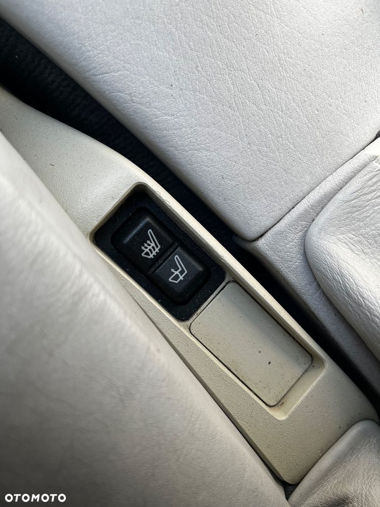 BMW Seria 7 - 36