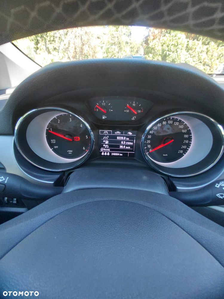 Opel Astra 1.6 CDTI Enjoy S&S - 11