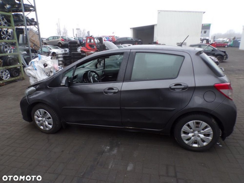 Części - Toyota Yaris 3 III 1.33 VVTi 99 KM 5D HB 11R - 3