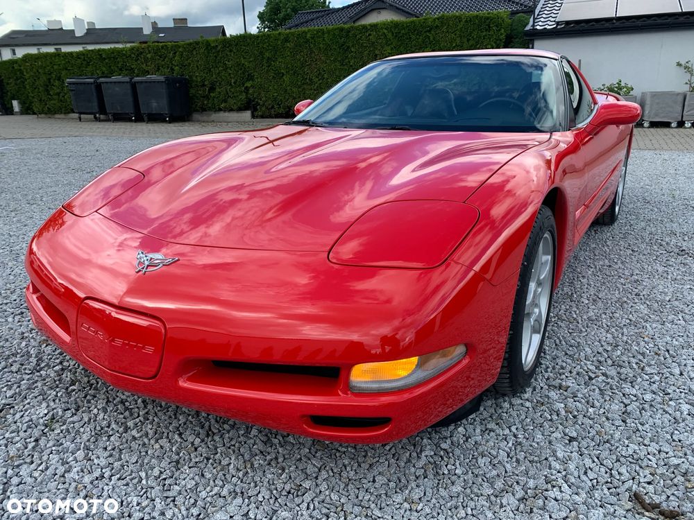 Chevrolet Corvette - 3
