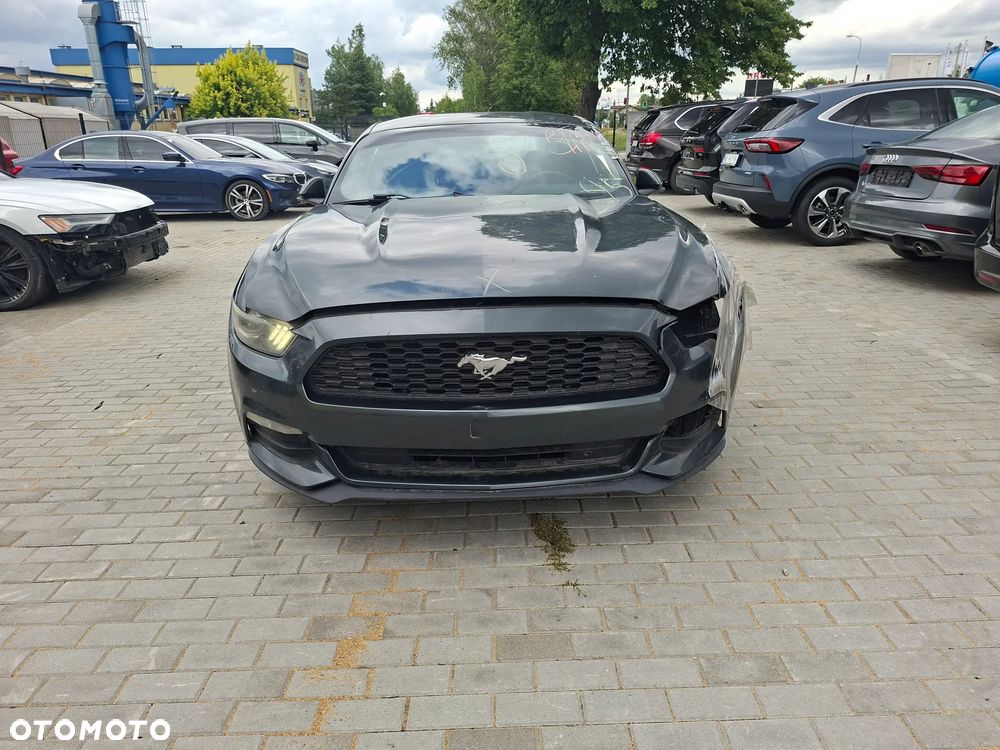 Ford Mustang 3.7 V6 Premium - 2