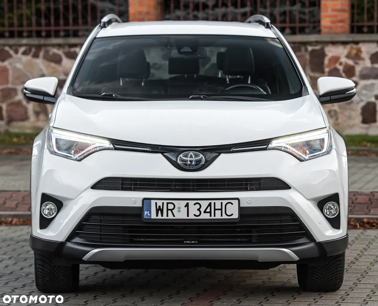 Toyota RAV4 - 4