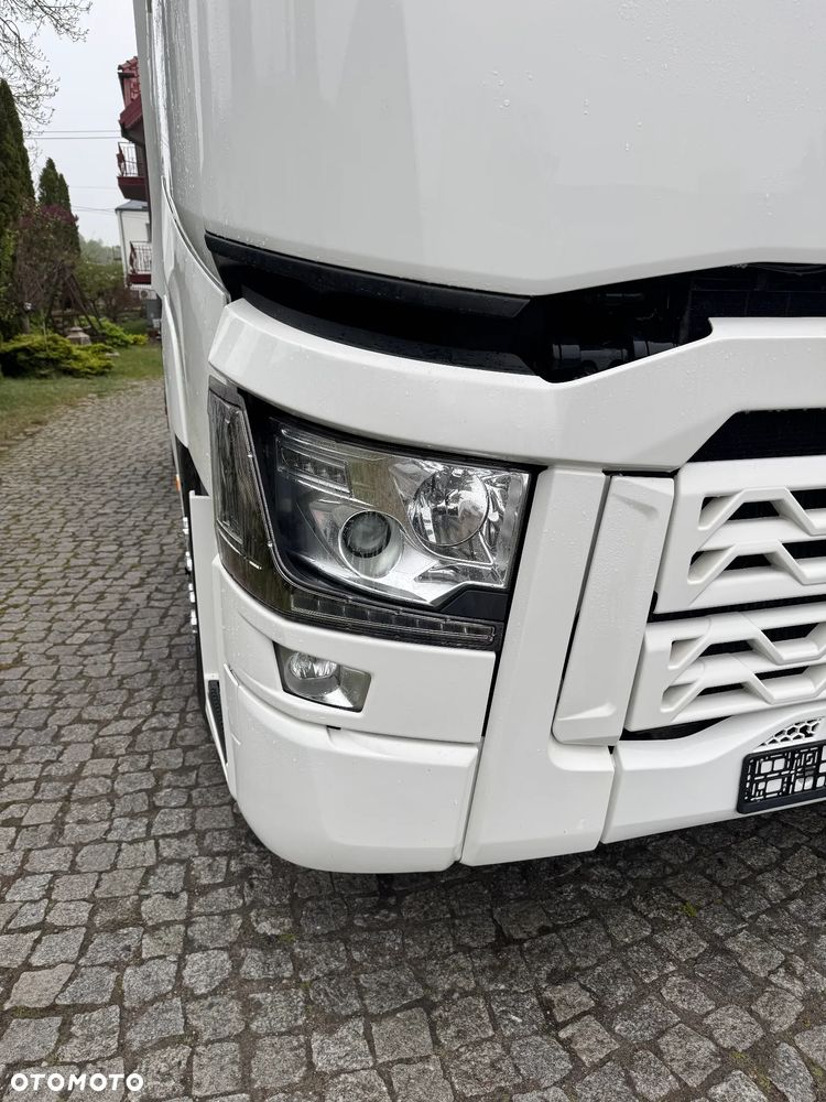 Renault T480 - 17