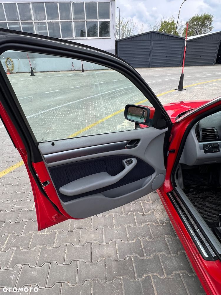 BMW Seria 3 - 15