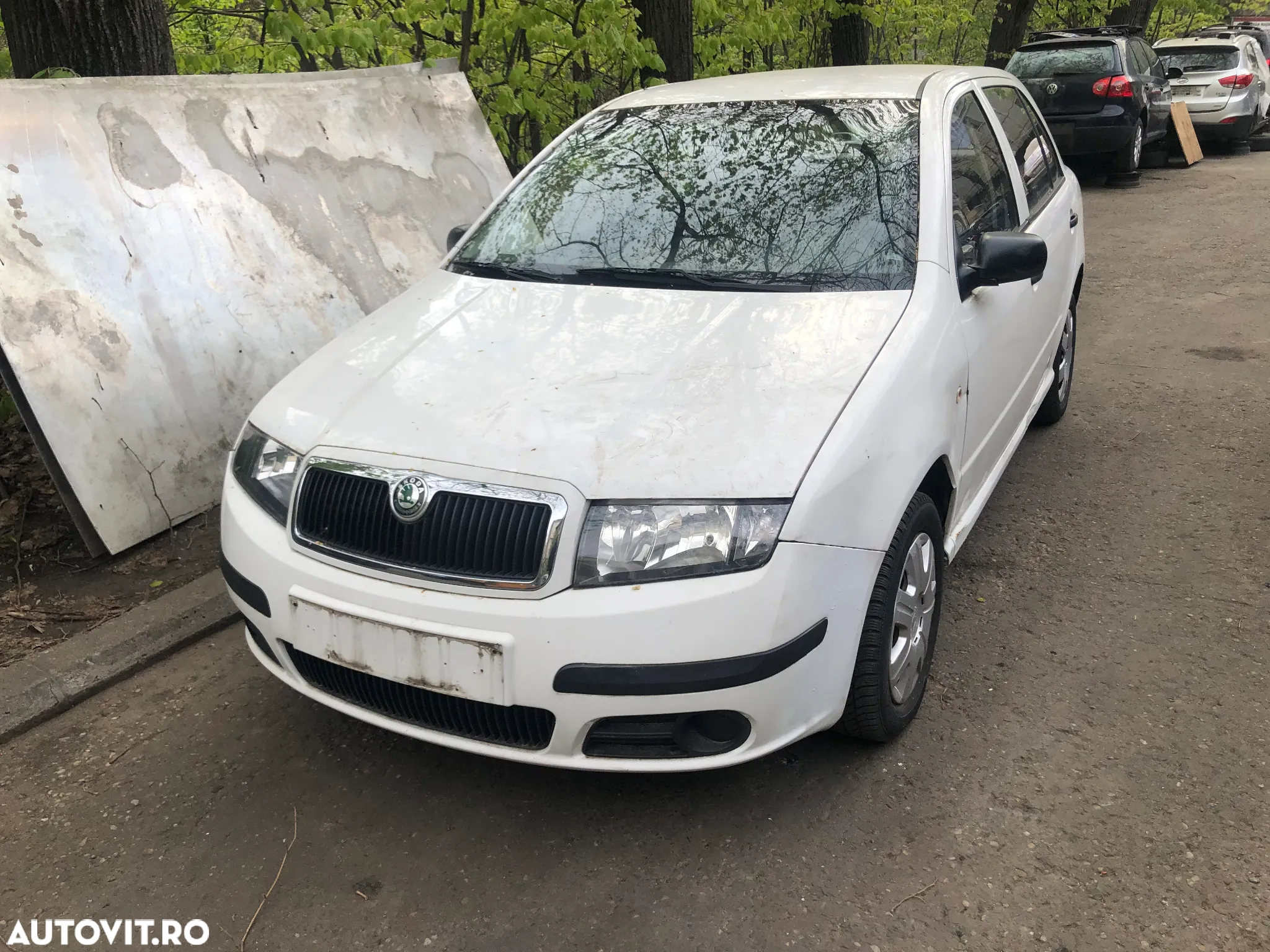 Dezmembrez Skoda Fabia 1 facelift alb 2006 1.2 12V BME - 3