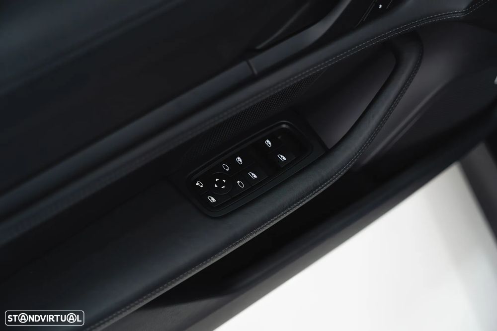 Porsche Taycan Sport Turismo 4S Black Edition - 19