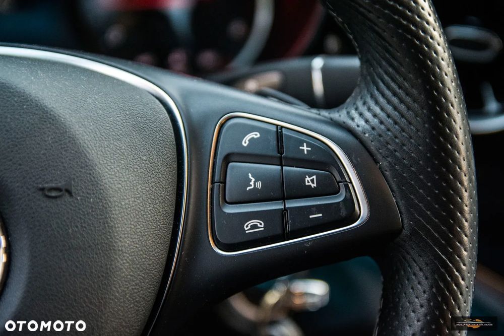 Mercedes-Benz Klasa V 300 d 4-Matic 9G-Tronic - 22