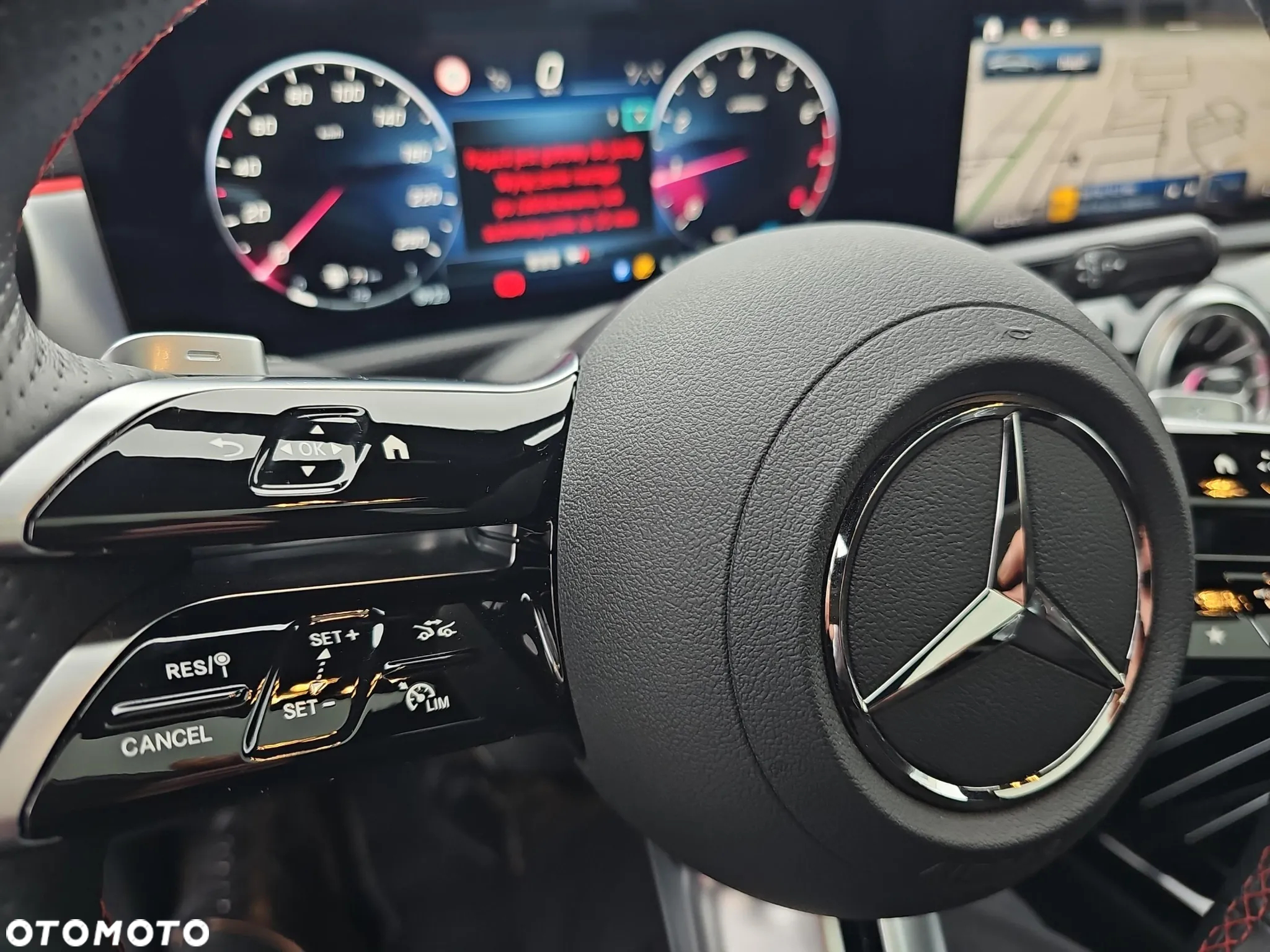 Mercedes-Benz CLA 200 7G-DCT AMG Line - 20