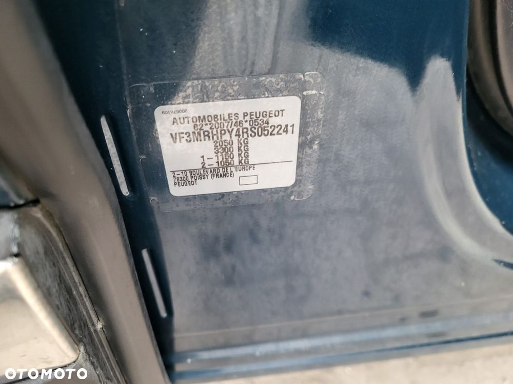 Peugeot 3008 1.2 PureTech mHEV Active Pack S&S e-DCS6 - 39