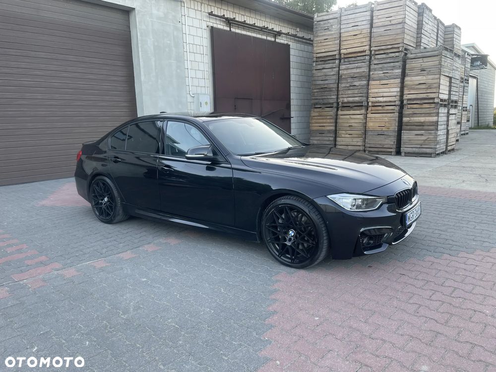 BMW Seria 3 335i Sport Line - 2