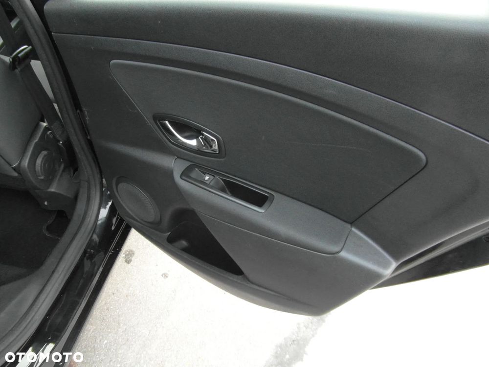 Renault Megane 1.6 16V 110 LIMITED - 31