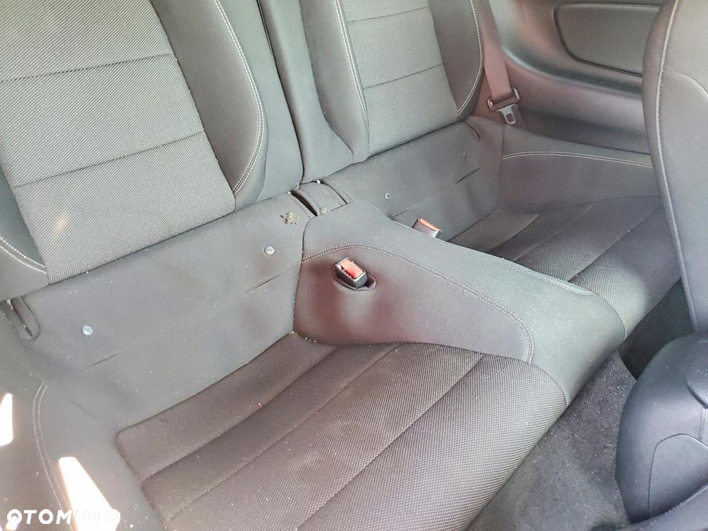 Ford Mustang 3.7 V6 - 9