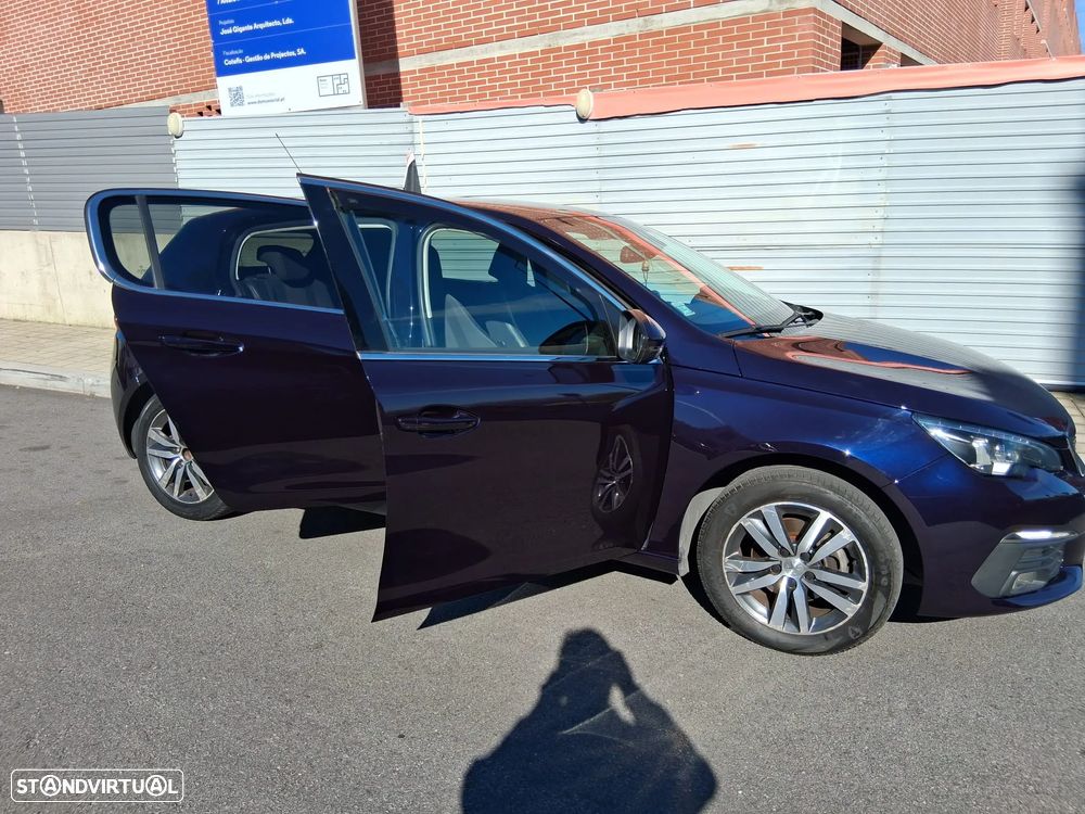 Peugeot 308 1.5 BlueHDi Style EAT8 - 7