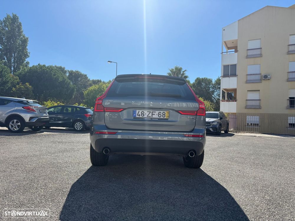 Volvo XC 60 2.0 T8 PHEV Momentum Plus AWD - 5