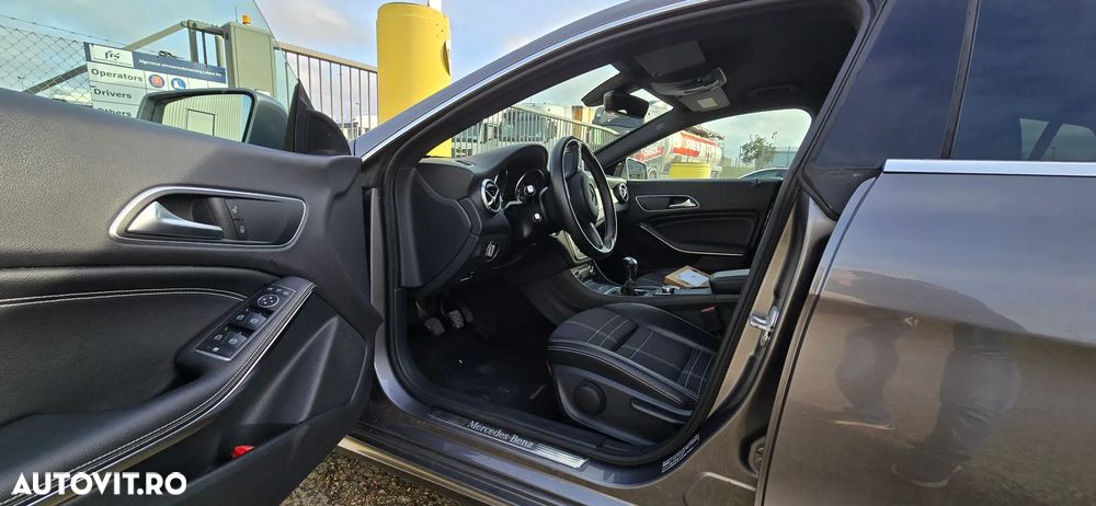 Mercedes-Benz CLA Shooting Brake 200 d Urban - 5