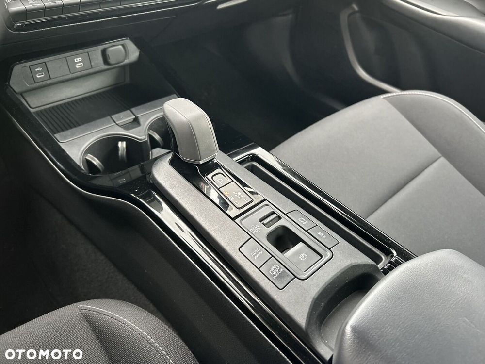 Toyota Prius - 22