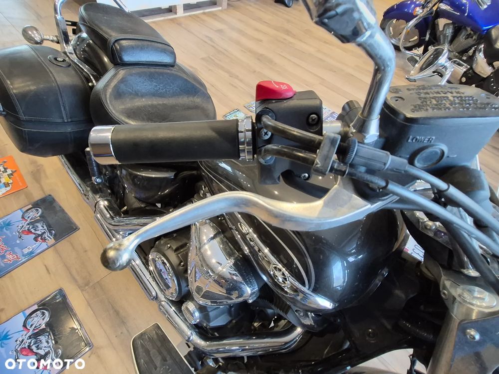 Yamaha XVS - 26