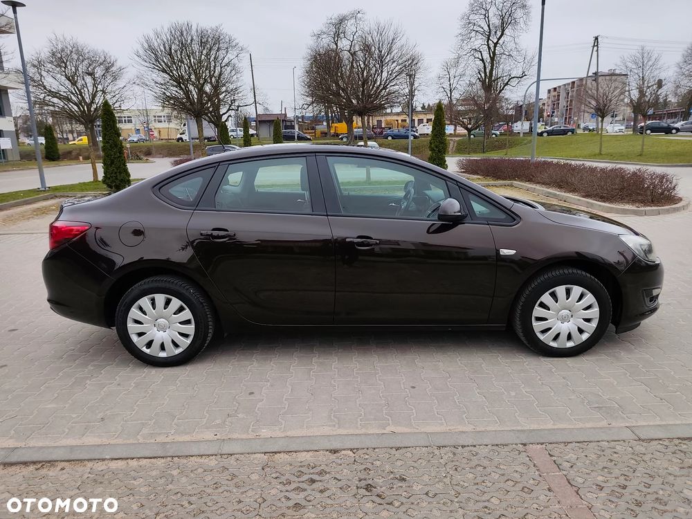 Opel Astra - 11