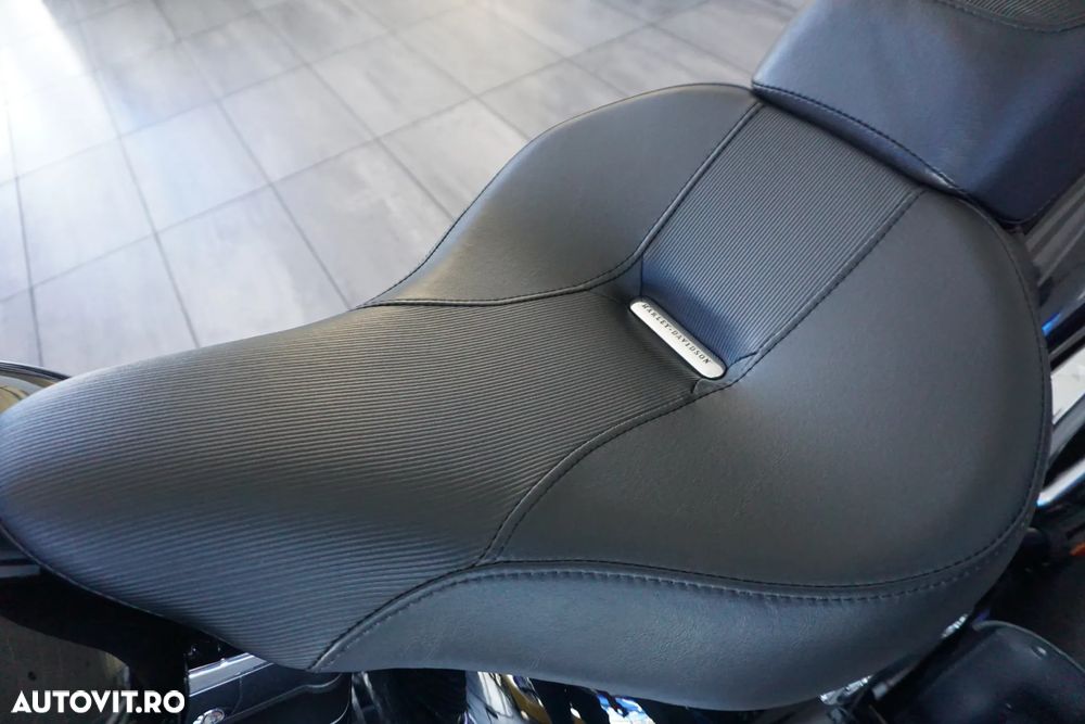 Harley-Davidson Softail Breakout FXSB - 21